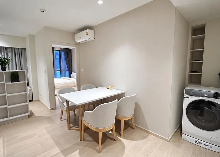 Paradise Condo-perfect Location