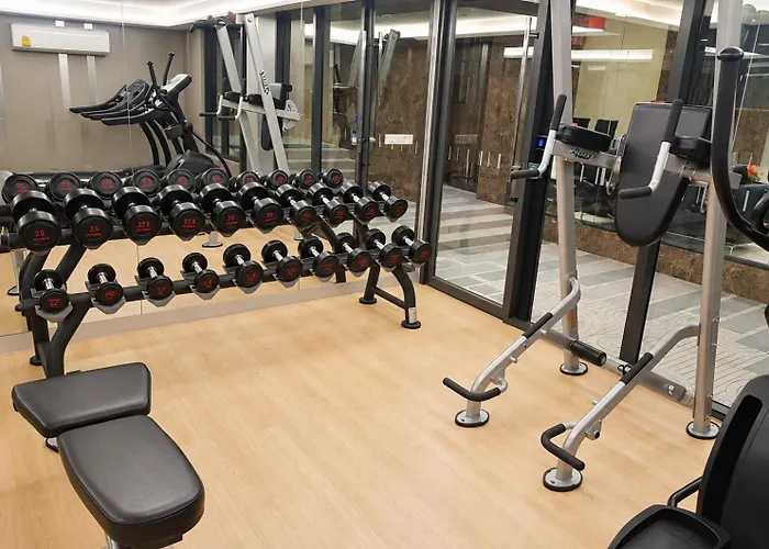 Paradise Condo-perfect Location *